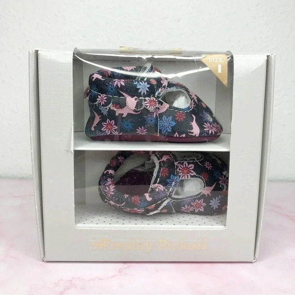 Freshly Picked Mary Jane Dinos & Dahlias size 1 infant Rare Discontinued Style - Picture 1 of 13
